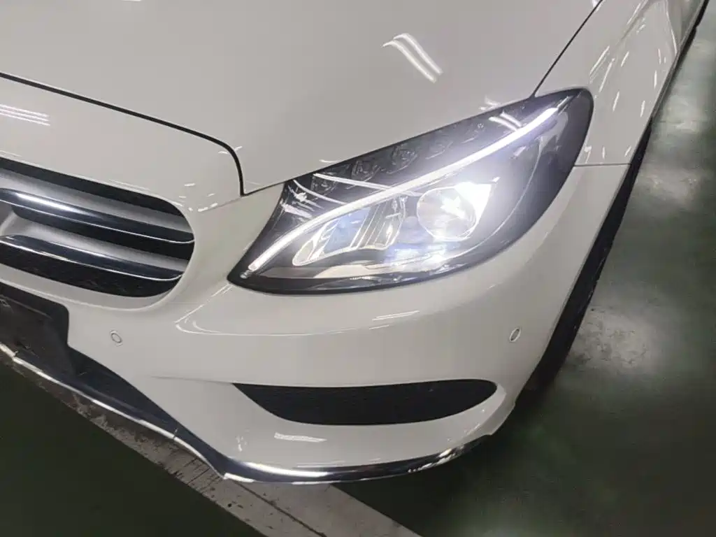 Mercedes-Benz C-Class — миниатюра 24