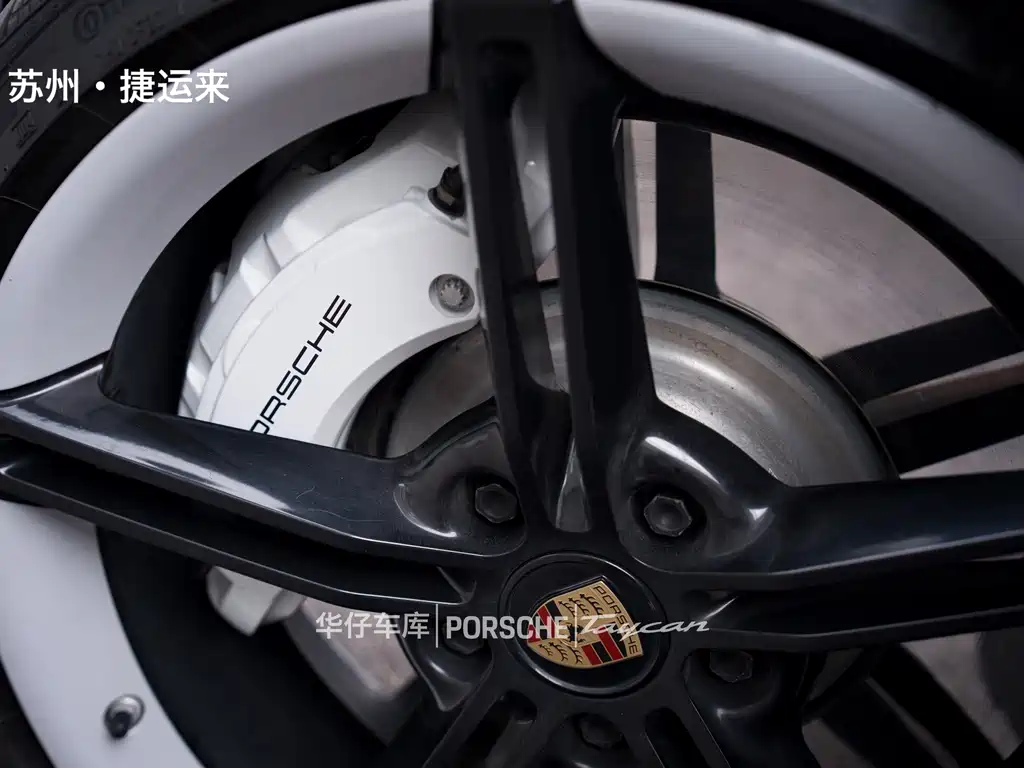Porsche Taycan — миниатюра 3