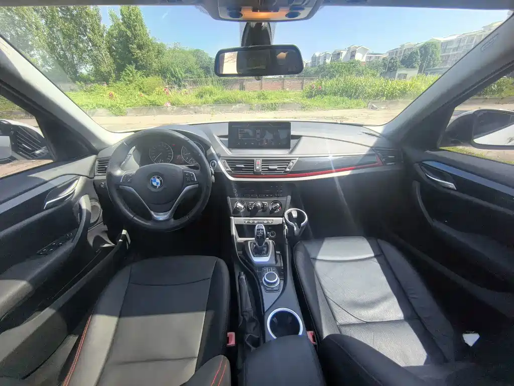 BMW X1 — миниатюра 7