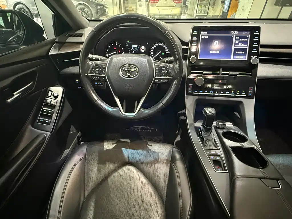 Toyota Avalon — миниатюра 9