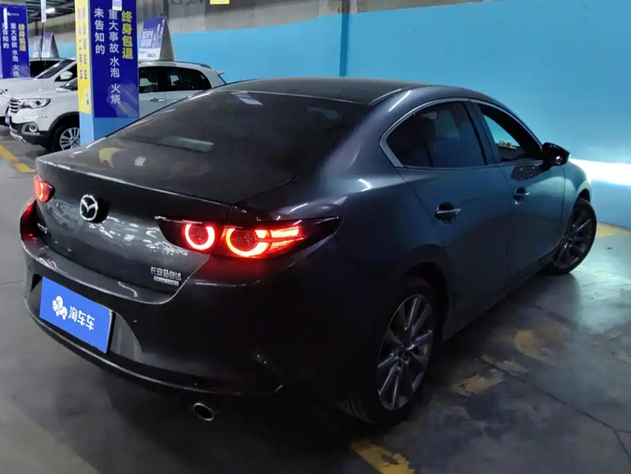 Mazda 3 Axela — миниатюра 3