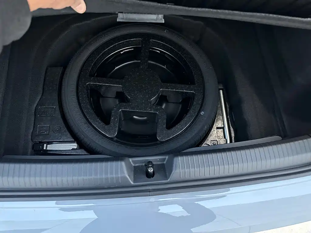 Volkswagen Golf — миниатюра 12