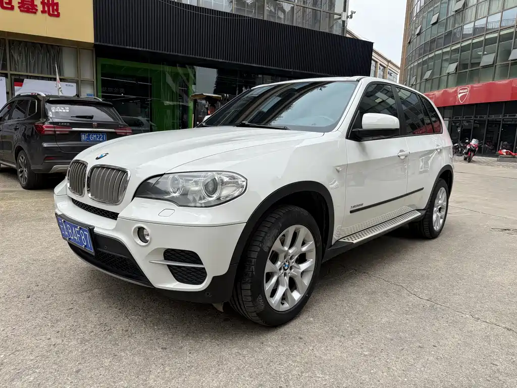 BMW X5 (Import)