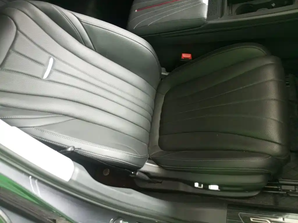 Hongqi Hongqi H5 — миниатюра 19