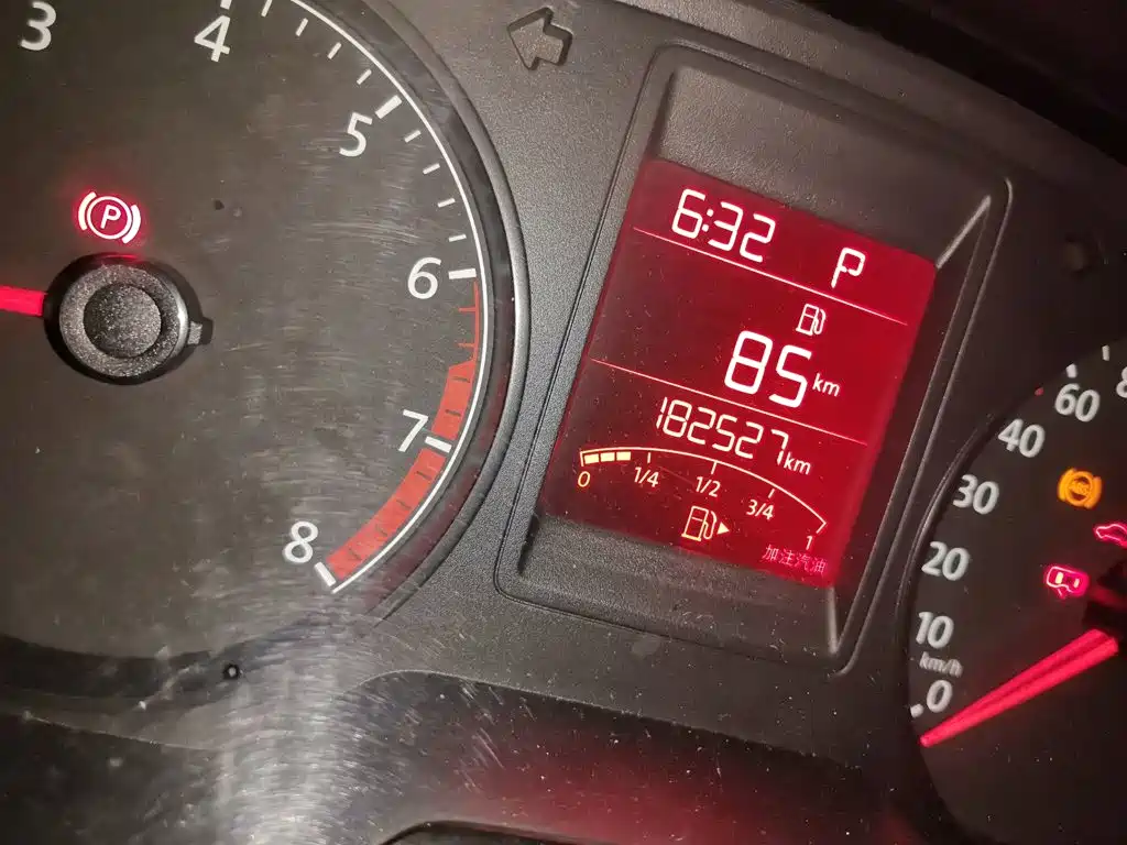 Volkswagen Jetta — миниатюра 5