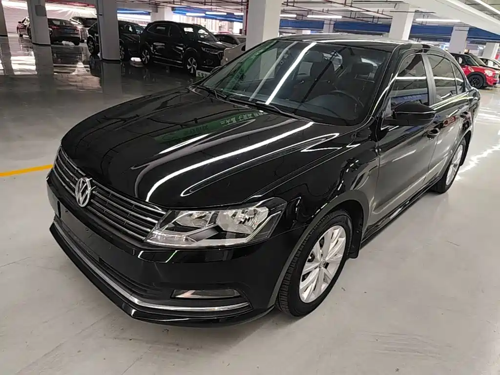 Volkswagen Lavida — миниатюра 2