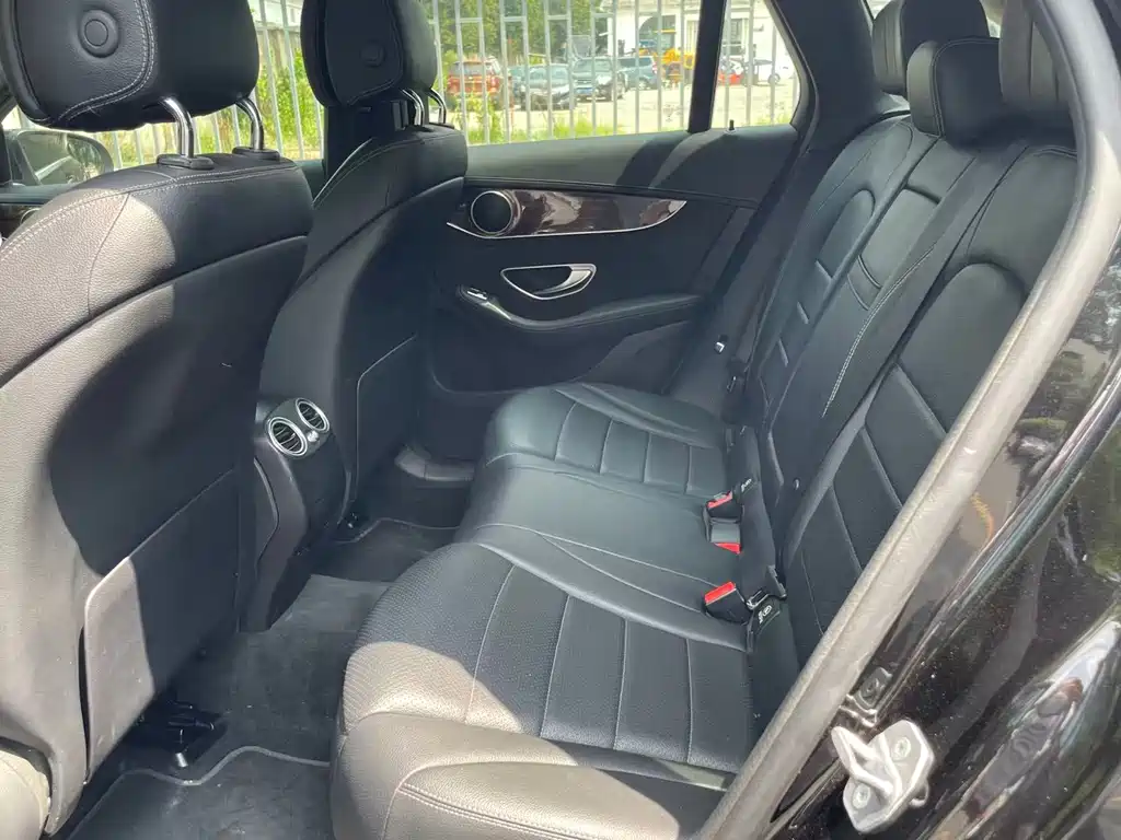Mercedes-Benz GLC — миниатюра 9