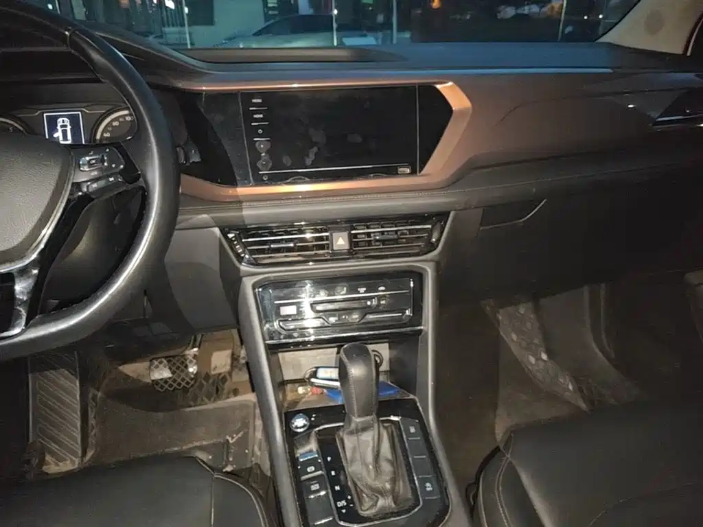 Volkswagen Tharu — миниатюра 13