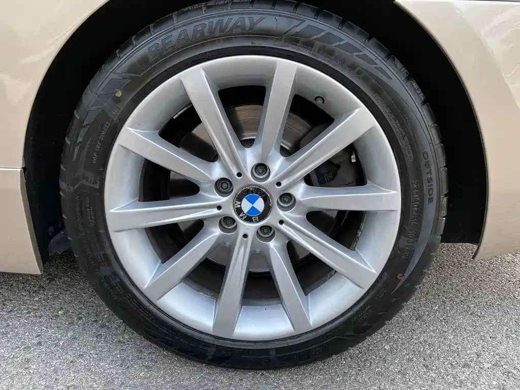 BMW 6 Series — миниатюра 23