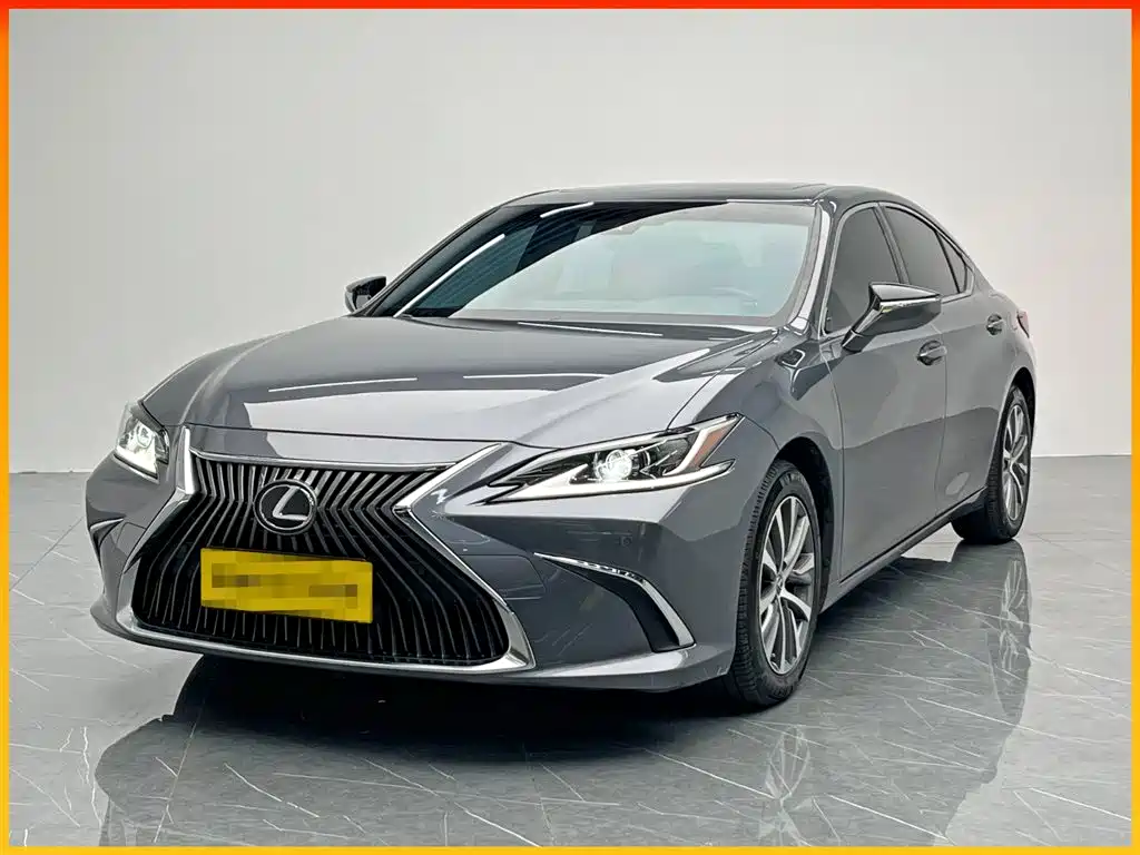 LEXUS  ES