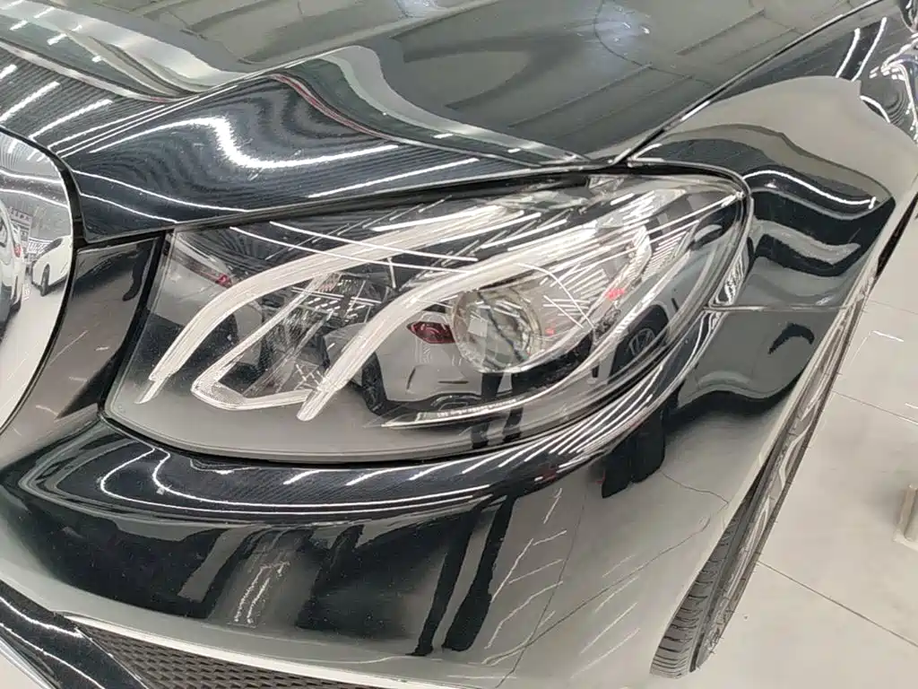 Mercedes-Benz E-Class — миниатюра 24