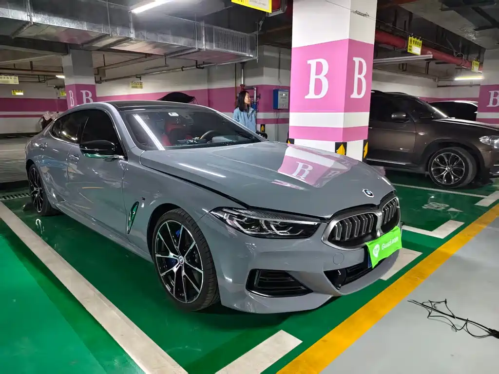 BMW 8 Series — миниатюра 3