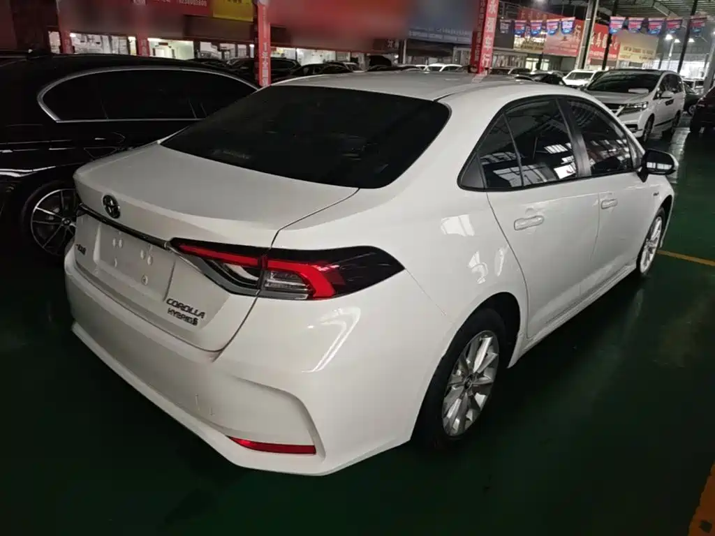 Toyota Corolla — миниатюра 7