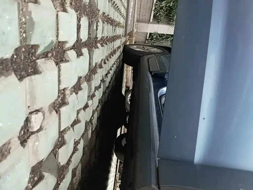 Volkswagen Golf Sportsvan — миниатюра 21