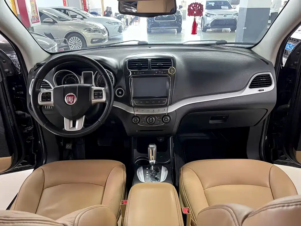 Fiat Freemont — миниатюра 5