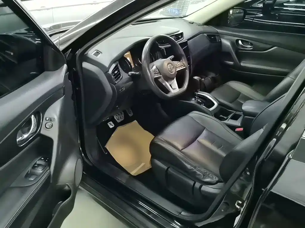 Nissan X-Trail — миниатюра 16