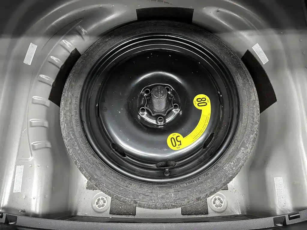 Volkswagen Sagitar — миниатюра 20