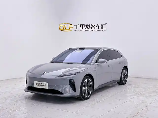 NIO NIO ET5T 2024