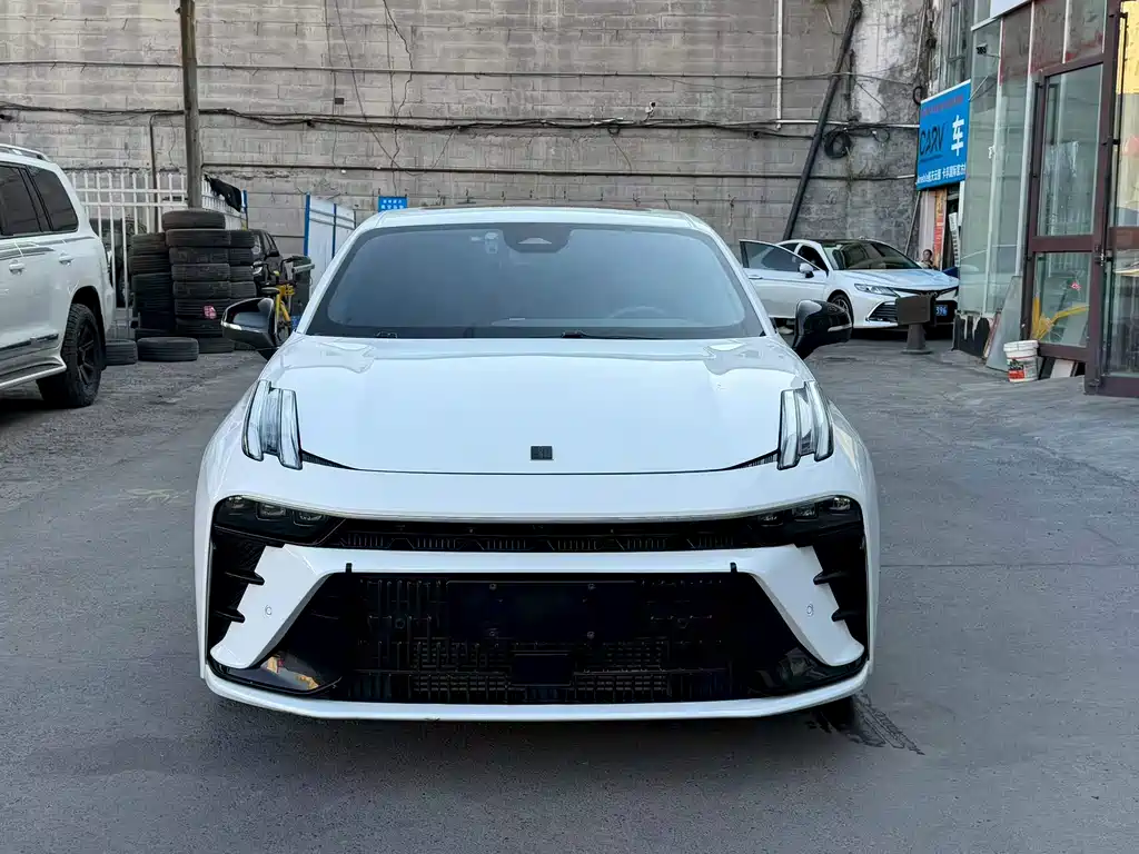 Lynk & Co 03 — миниатюра 2