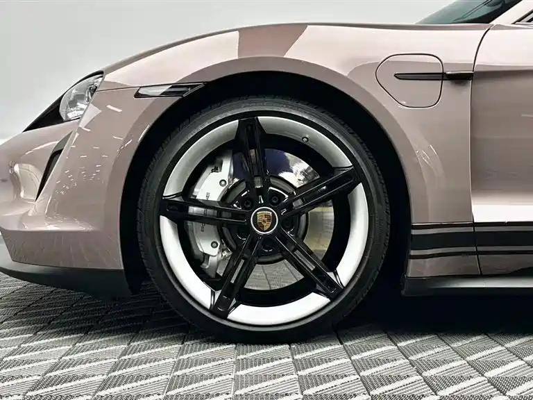Porsche Taycan 2022 Taycan