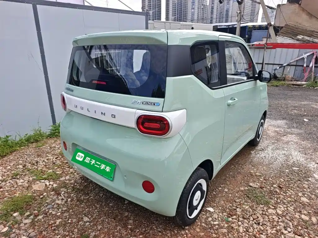Wuling MINIEV — миниатюра 7