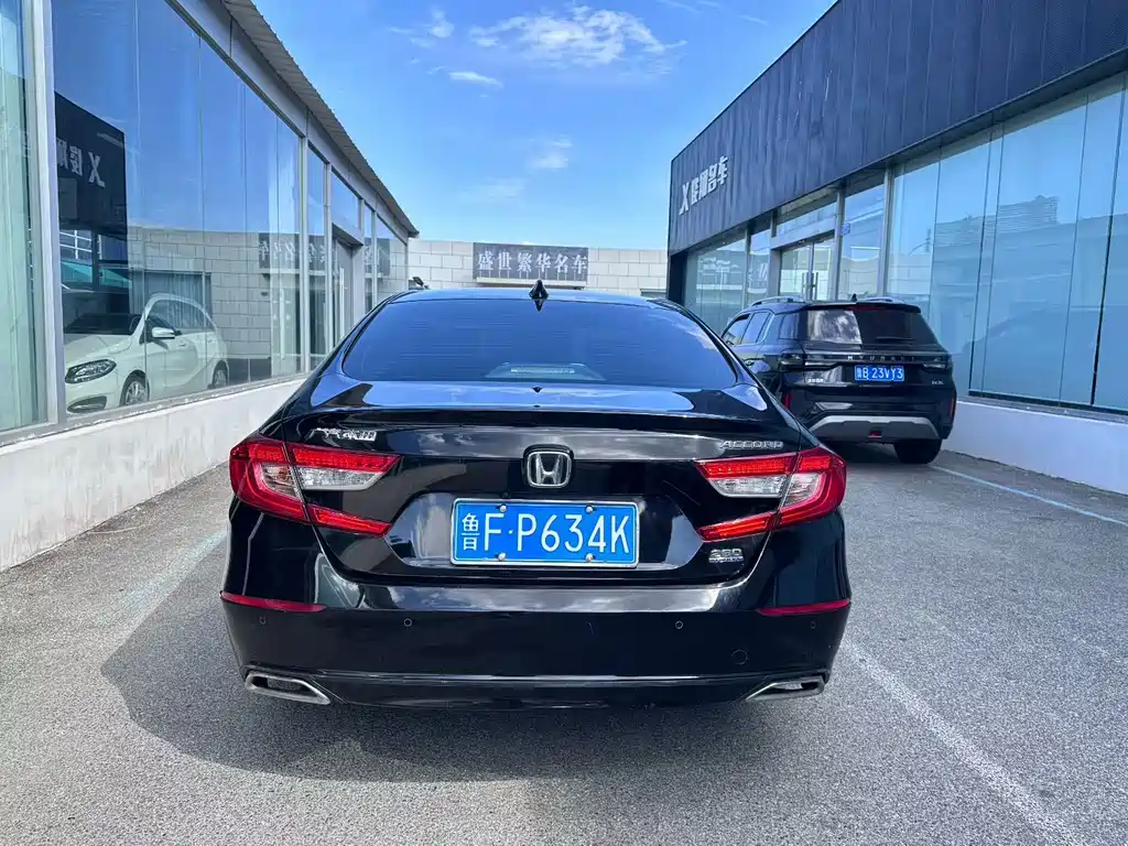 Honda Accord — миниатюра 5