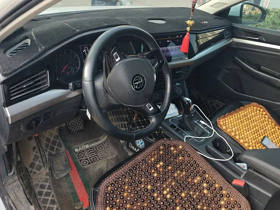 Volkswagen Bora — миниатюра 12