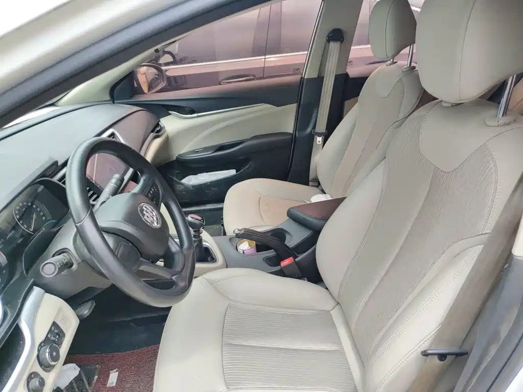 Buick Excelle — миниатюра 16