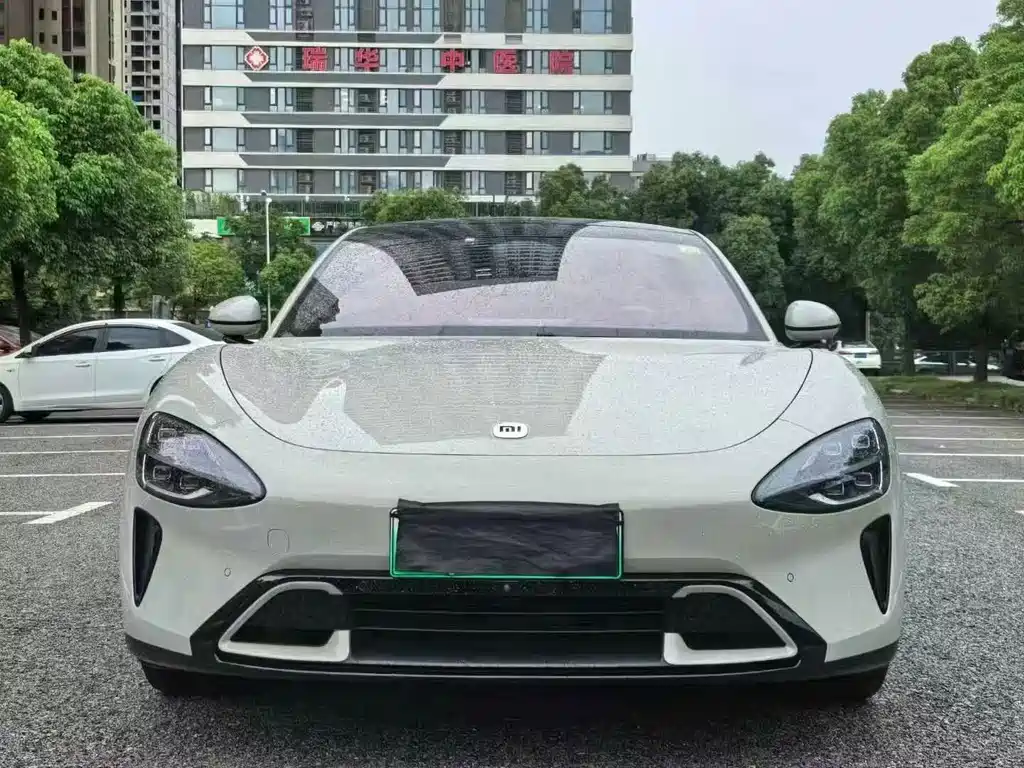 Xiaomi SU7 — миниатюра 2