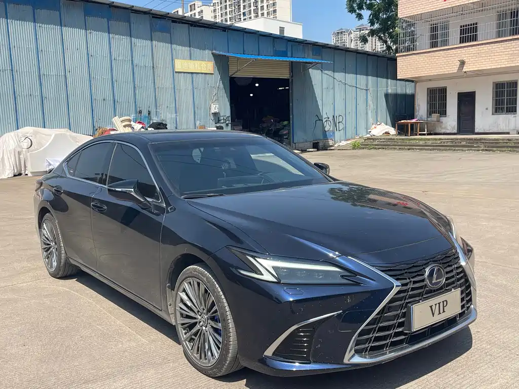 Lexus ES — миниатюра 3