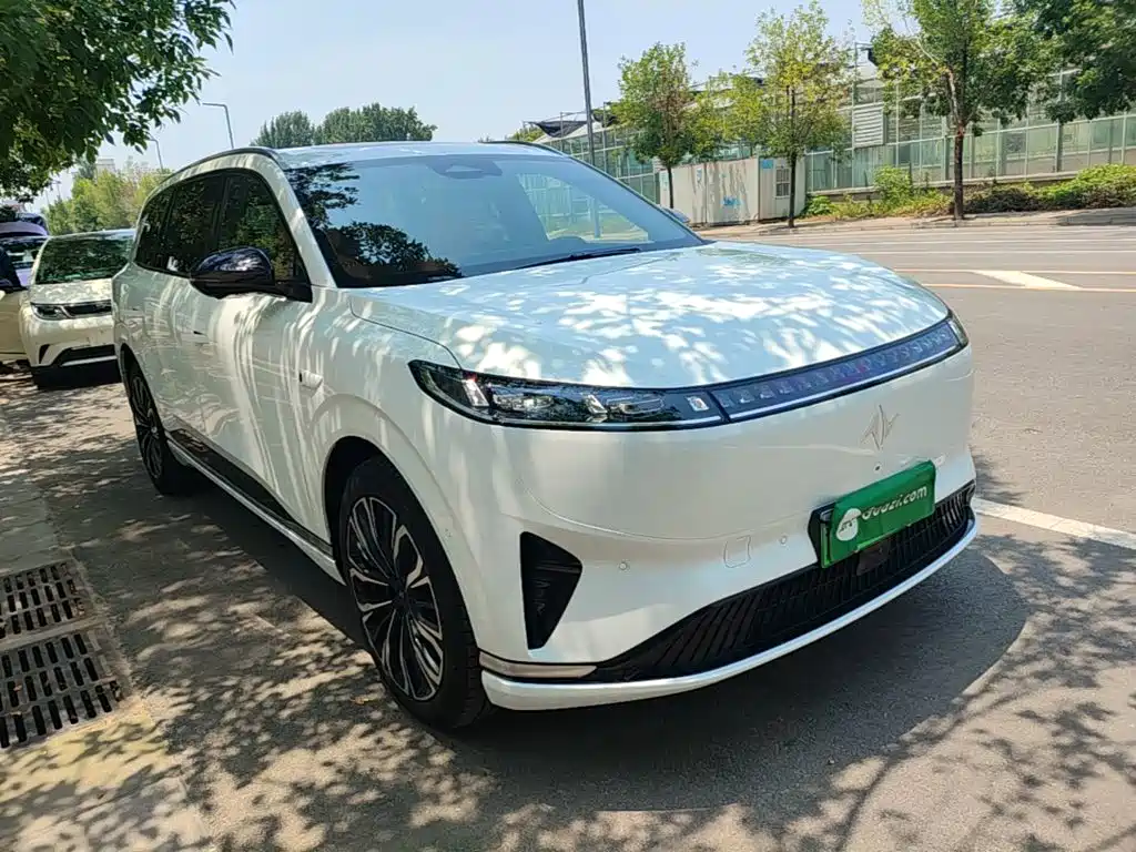 Dongfeng eπ008 2026 мест