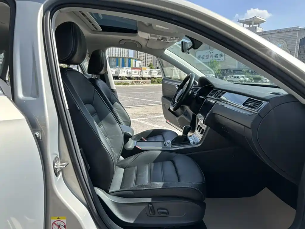 Volkswagen Passat — миниатюра 19