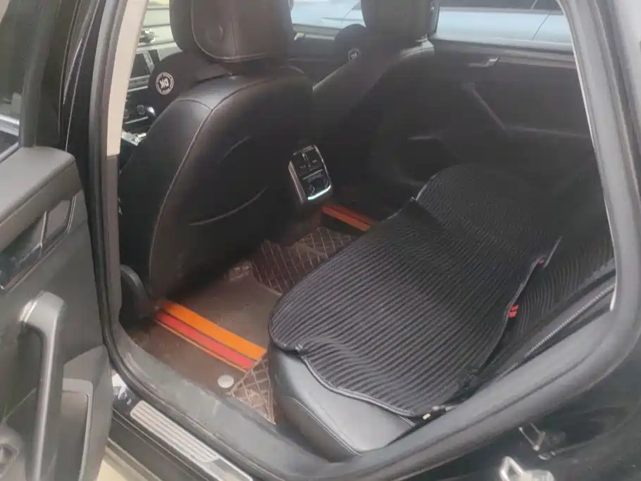 Volkswagen Passat — миниатюра 11