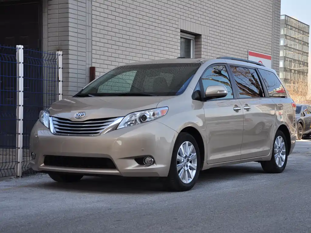 Toyota Sienna 2013