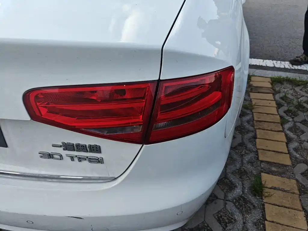 Audi A4L — миниатюра 8