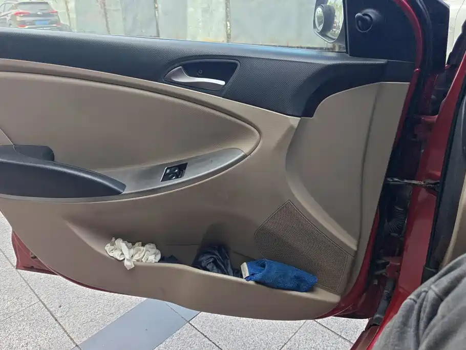Hyundai Verna — миниатюра 7