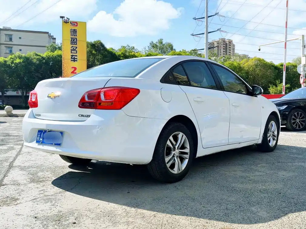 Chevrolet Cruze — миниатюра 4