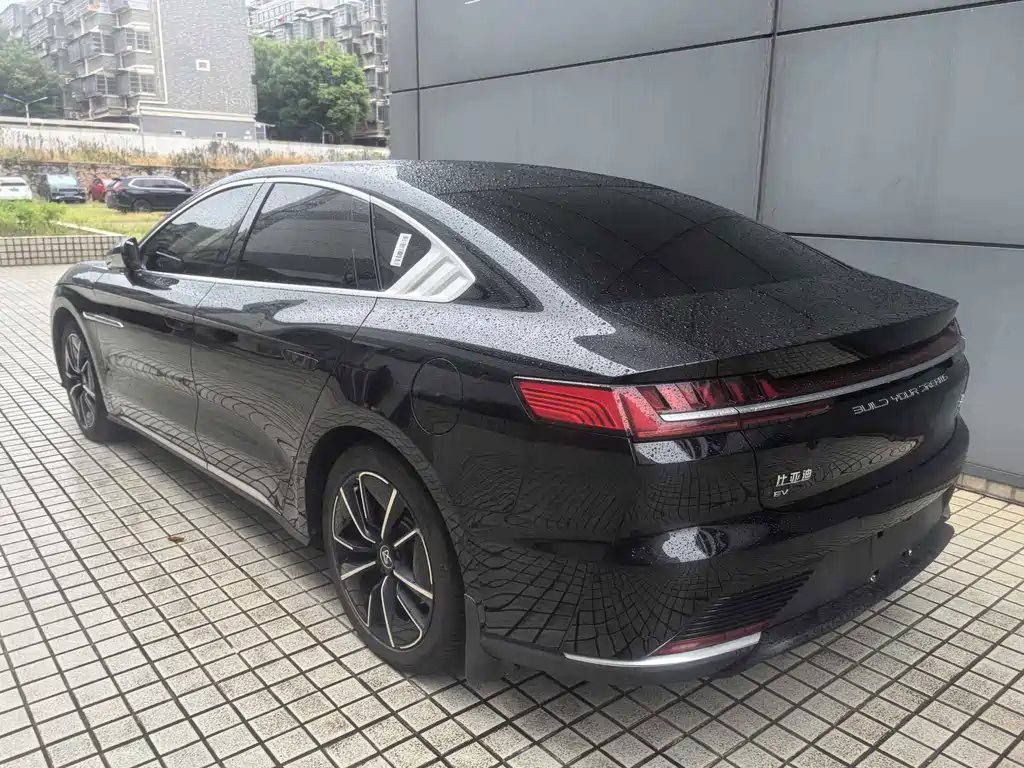 BYD Han — миниатюра 7