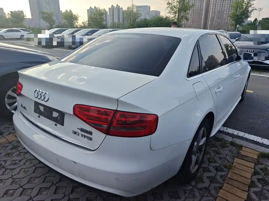 Audi A4L — миниатюра 7
