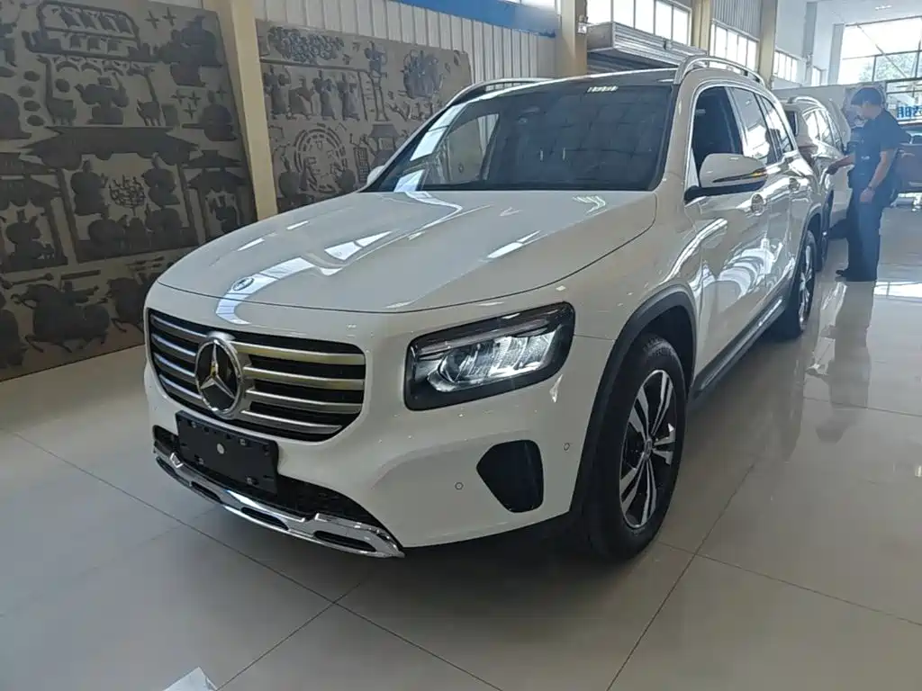 Mercedes-Benz GLB — миниатюра 2