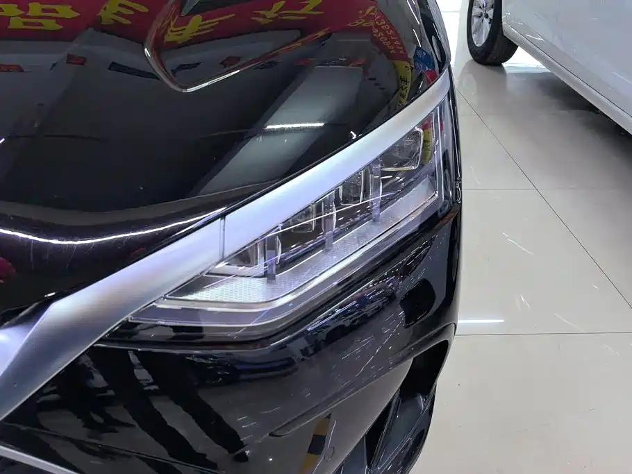 BYD Han — миниатюра 5
