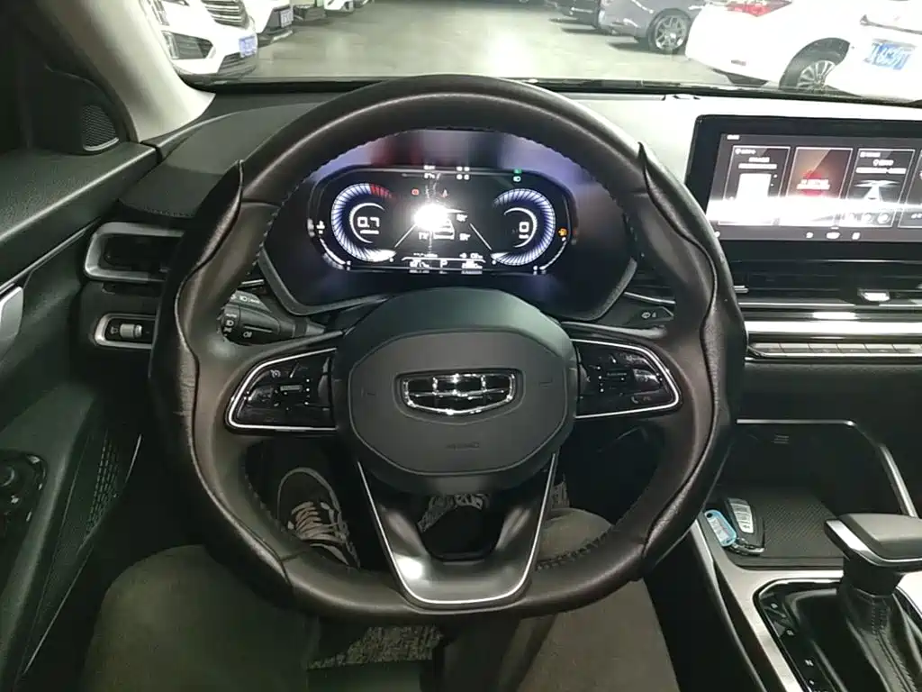 Geely Emgrand — миниатюра 11