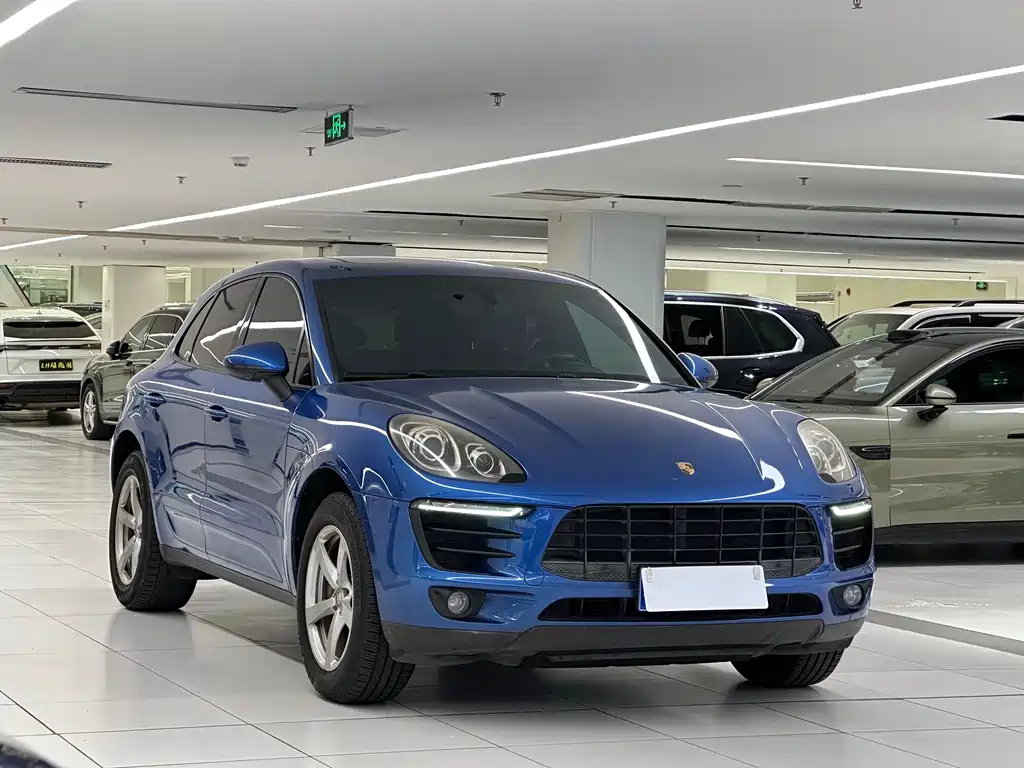 Porsche Macan — миниатюра 3