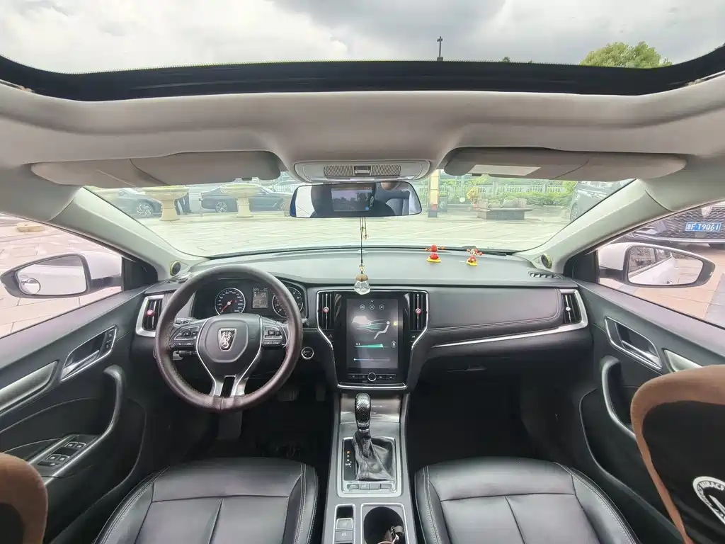 Roewe i6 Classic — миниатюра 10