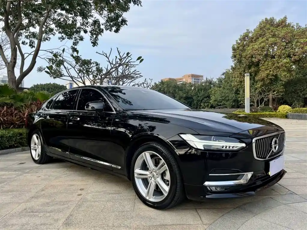 Volvo S90 2020 T5 Luxury