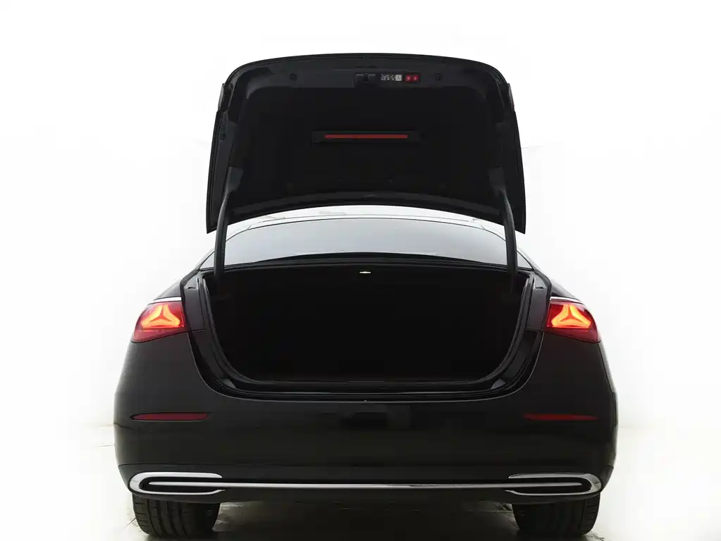 Mercedes-Benz E-Class New Energy — миниатюра 5