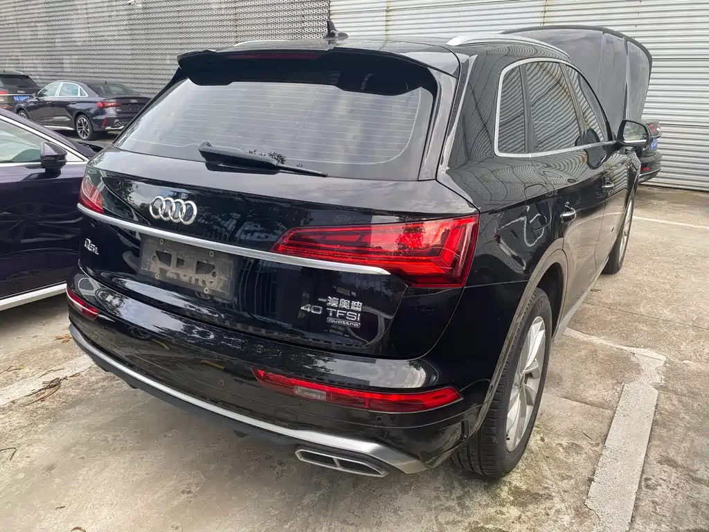 Audi Q5L 2021 40 TFSI Luxury