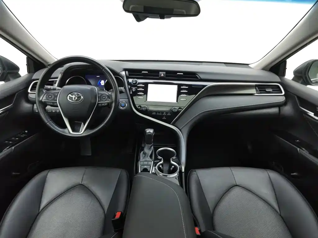 Toyota Camry 2018 2.5S