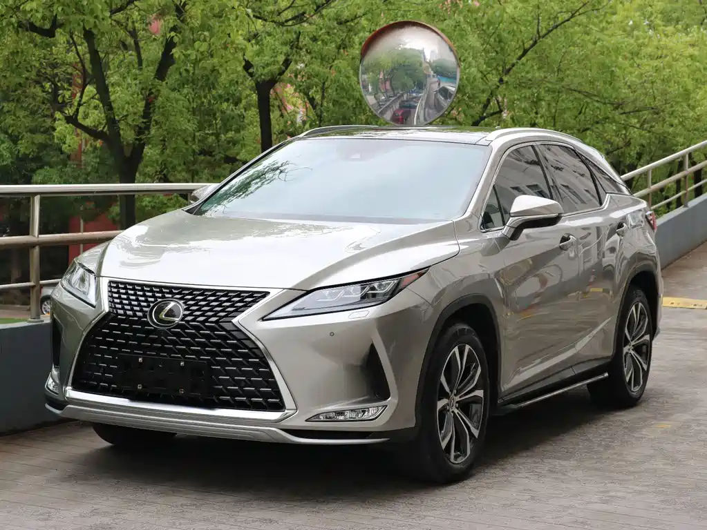 Купить Lexus RX
