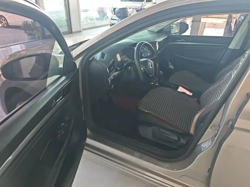 Volkswagen Bora — миниатюра 16